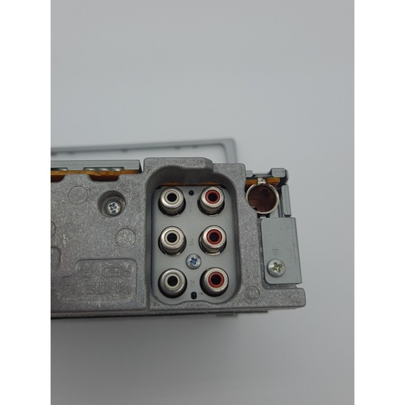 Pioneer DEH-3900MP CD Player In Dash Receiver - Picture 7 of 7